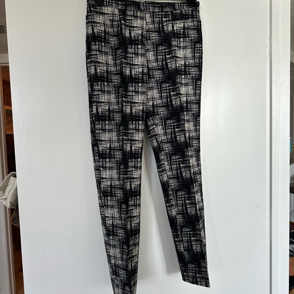 Black and White Patterned Pants - Picture 1 of 12